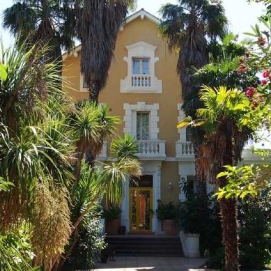  Annonces VALRAS : Maison / Villa | BEZIERS (34500) | 330 m2 | 685 000 € 